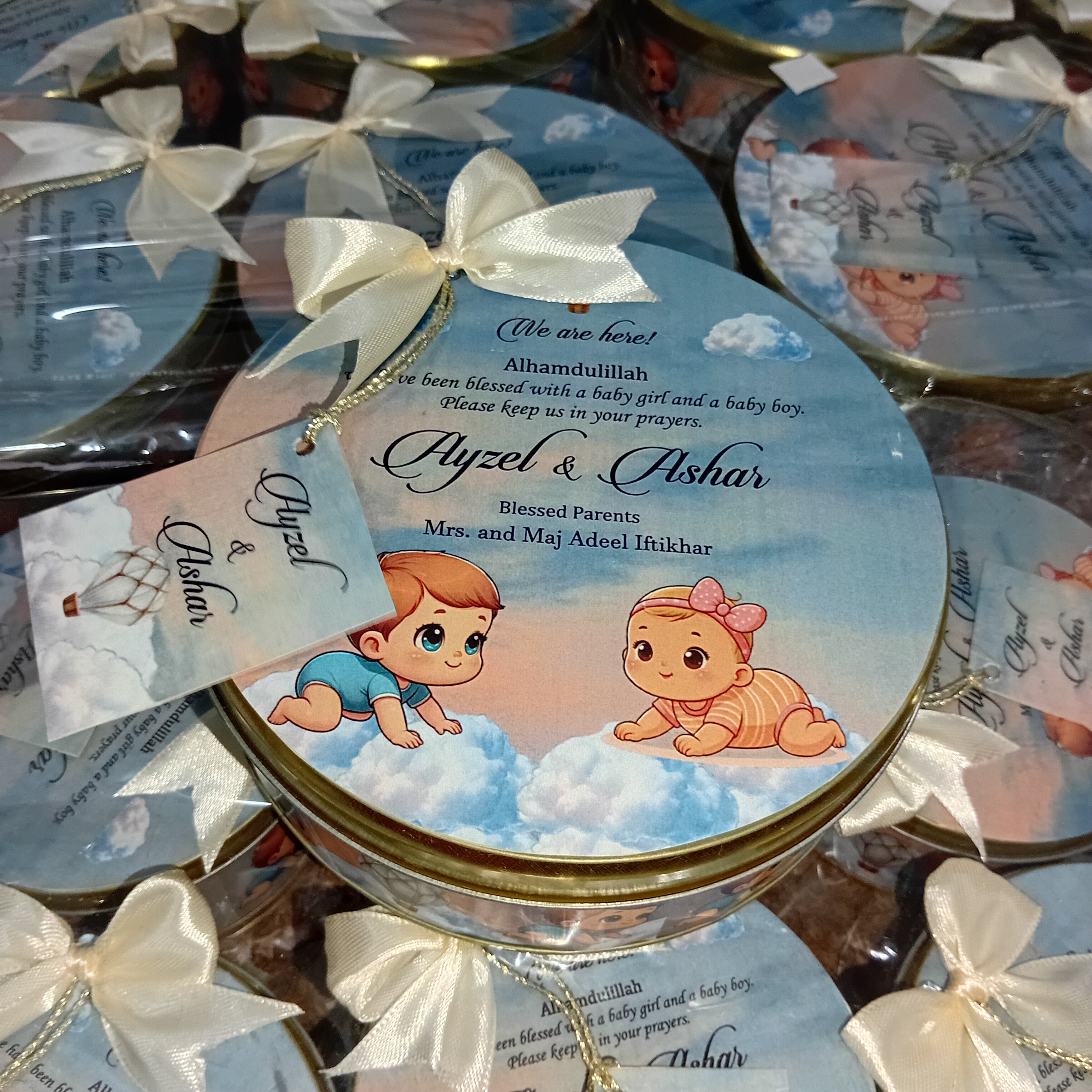 Half kg Tin Sweets Boxes With Tag Tai