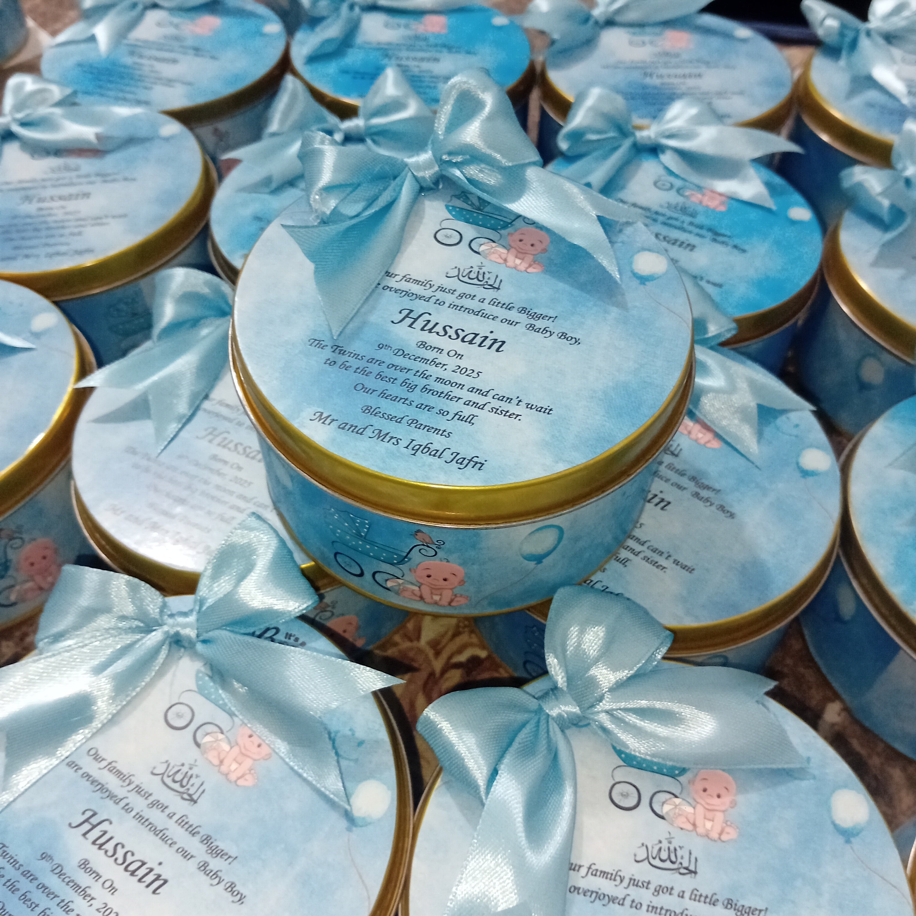 250 Gram Baby Boy Sweet Boxes With Tai