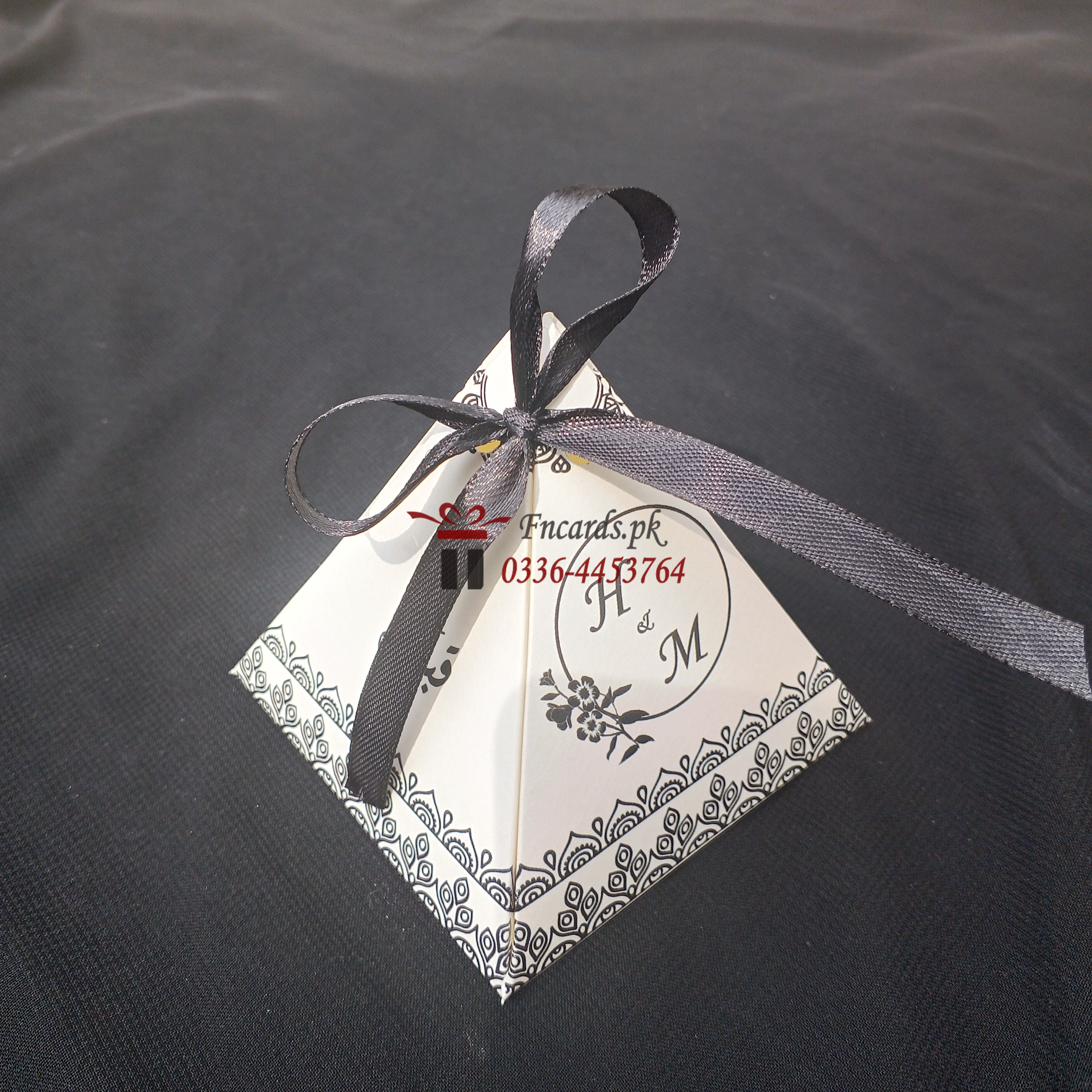 Triangle Bid Boxes black Printing
