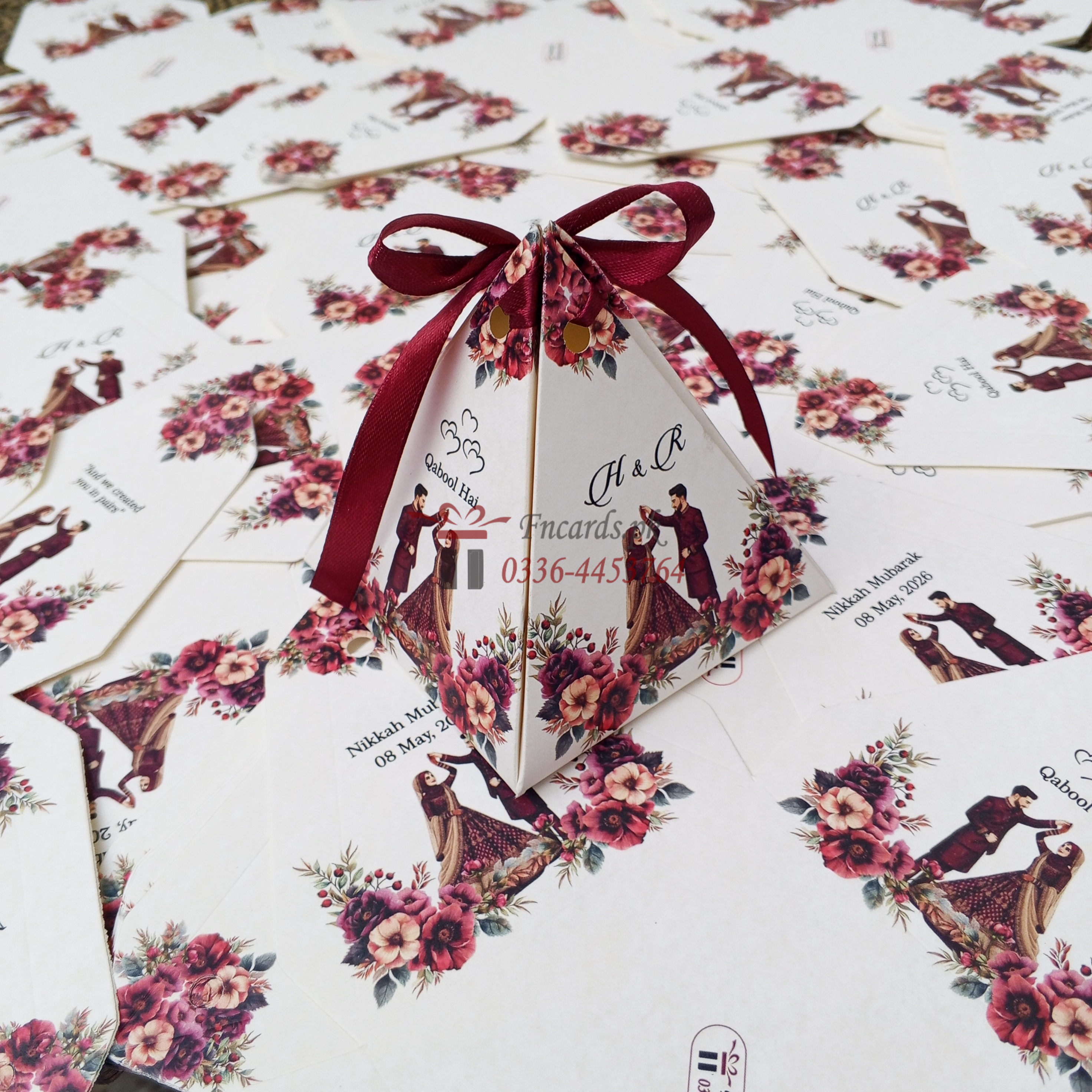 Triangle Bid Boxes With Couple