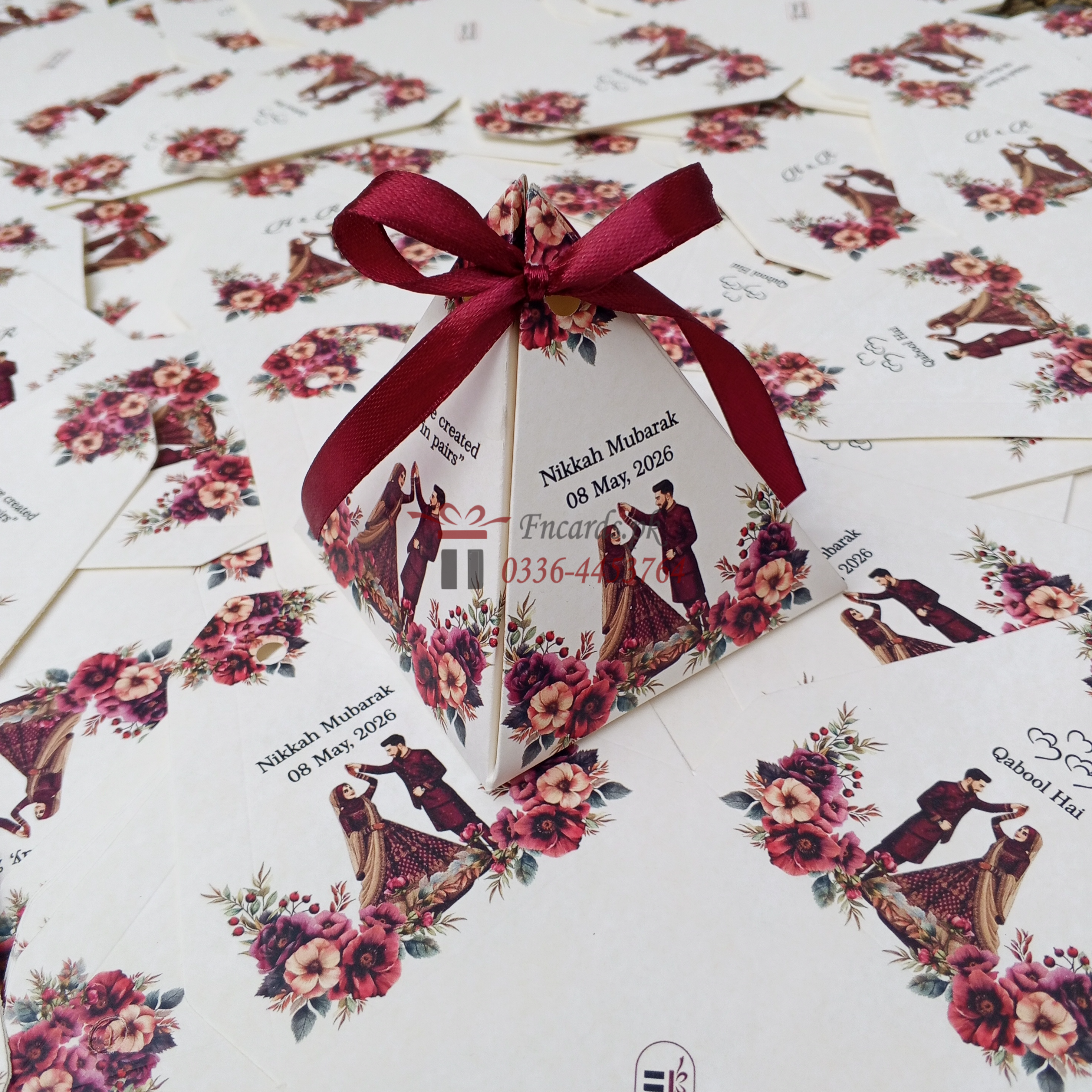 Triangle Bid Boxes With Couple Photo