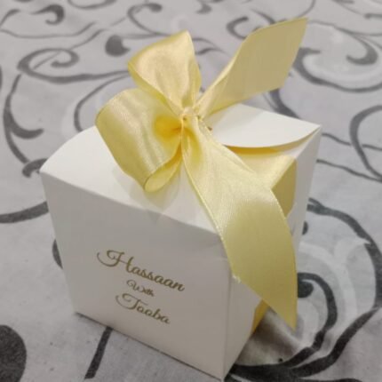 Goldan Ribbon Bid Boxes