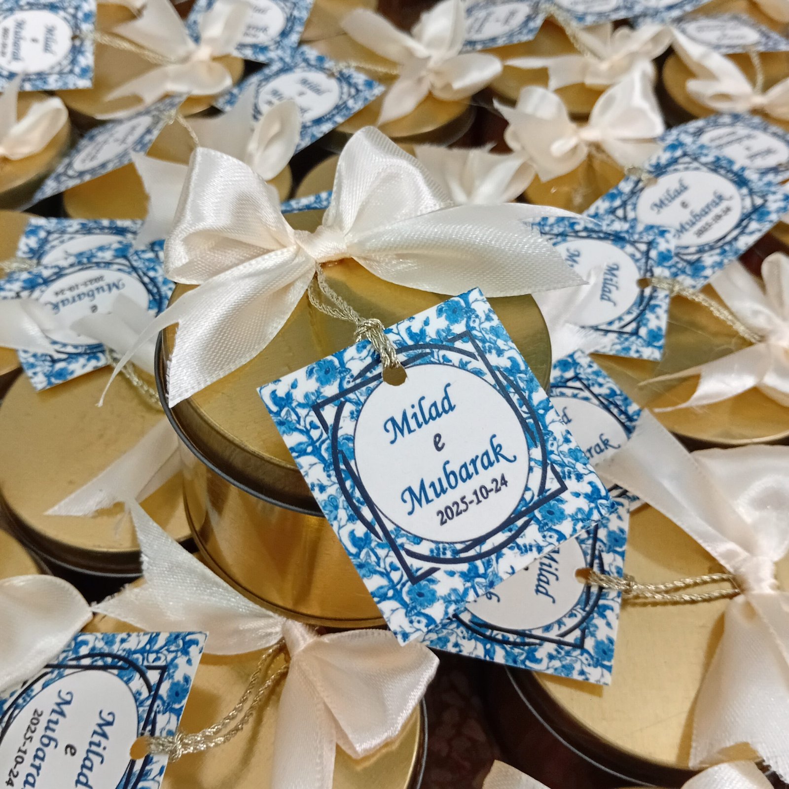 Tin Box Tai With Tag Tin Box Tai With Tag